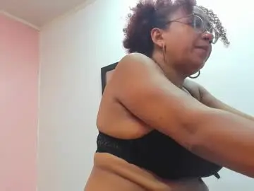 Chaturbate Sex Cam of emili_cute1