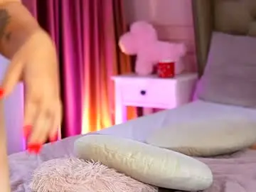 Chaturbate Free Live Porn of naugthymilfx