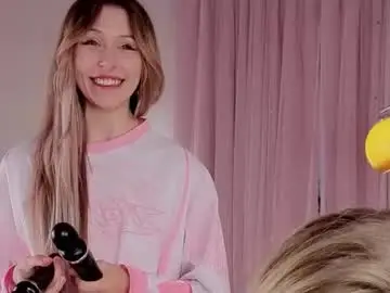 Chaturbate Live Sex Cam of pinkadele