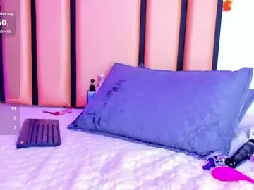 Chaturbate Watch Live Sex Cams of vaneloppe_23