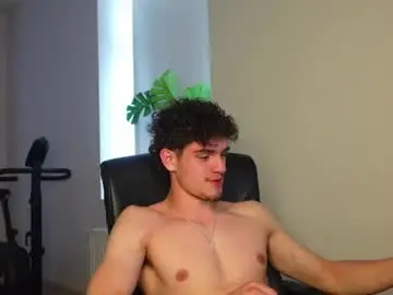 Chaturbate Watch Live Sex Cams of brad_holloway