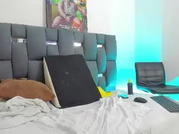 Chaturbate Live Porn of mackbig_dick2