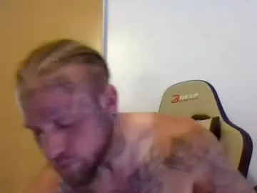 Chaturbate Live Sex Cam of smokebluntafterblunt