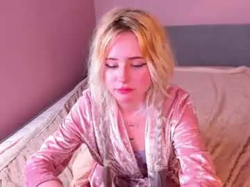Chaturbate Sex Cam of kiki_peach
