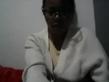Chaturbate Best live sex cam show of aicha_boobs
