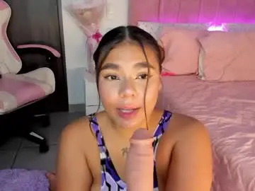Chaturbate Watch Live Sex Cams of alicethunders