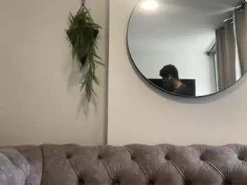 Chaturbate Live Sex Cam of bdever7