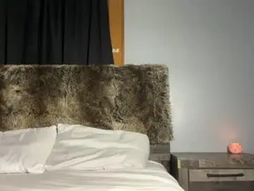 Chaturbate Live Sex Cam of emmaabennett