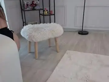 Chaturbate Nude Webcam of ellaxxxstar