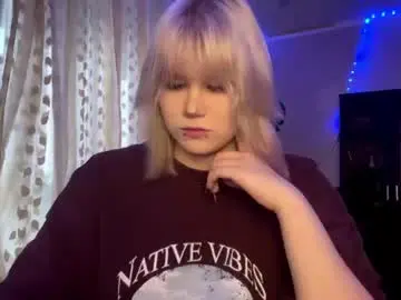 Chaturbate Sex Cam of hellokinki