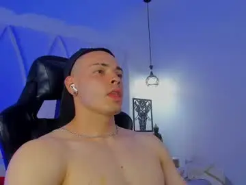 Chaturbate Watch Live Sex Cams of maxwell_dupont