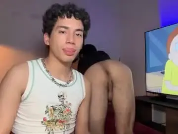 Chaturbate Live Porn of noah_and_steven