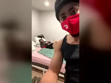 Chaturbate Live Porn of soulmatesxoo34