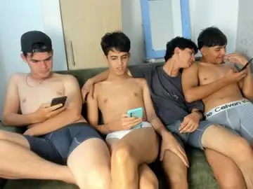 Chaturbate Free Live Porn of pelusos_mens