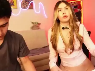 Chaturbate Live Porn of tommy_and_sophie