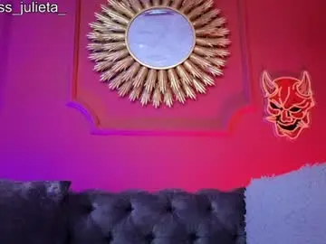 Chaturbate Nude Webcam of julieta_russell
