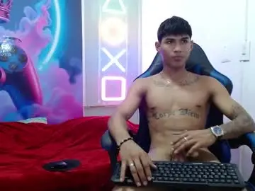 Chaturbate Nude Webcam of luka_big18