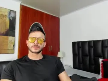 Chaturbate Free Live Porn of marcus_lafourt
