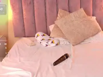 Chaturbate Watch Live Sex Cams of mila_and_coti