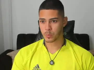 Chaturbate Best live sex cam show of iamdylan777
