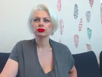 Chaturbate Live Sex Cam of pure_seduce_wow