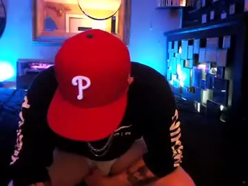 Chaturbate Live Sex Cam of tommy_knuckles