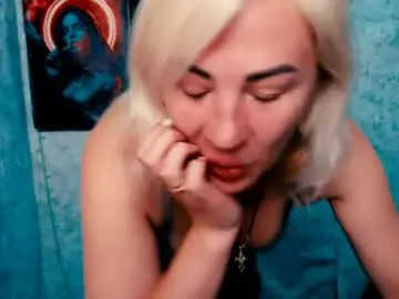Chaturbate Live Porn of alinafrey_