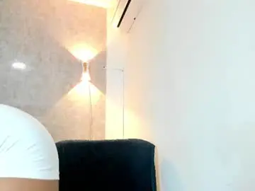 Chaturbate Live Sex Cam of arissdeluna
