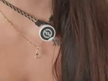 Chaturbate Best live sex cam show of daphne_cooper1