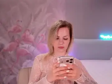 Chaturbate Live Sex of iamninamint