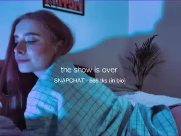 Chaturbate Live Sex Cam of yvie_