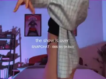 Chaturbate Watch Live Sex Cams of yvie_