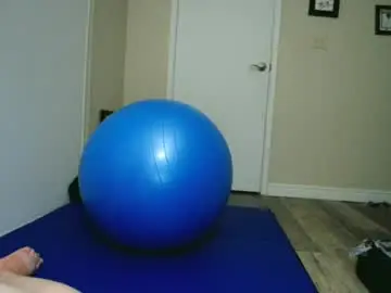 Chaturbate Watch Live Sex Cams of fuzzypeaches87