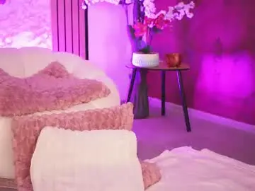 Chaturbate Best live sex cam show of kira_krush
