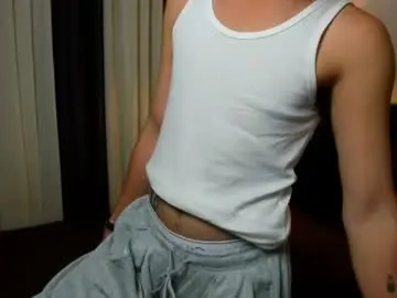 Chaturbate Live Sex Cam of louieismy_name