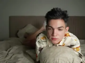 Chaturbate Live Sex Cam of mattyaiden