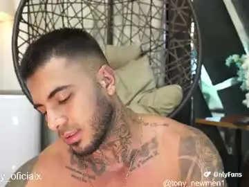 Chaturbate Sex Cam of tony_newmen