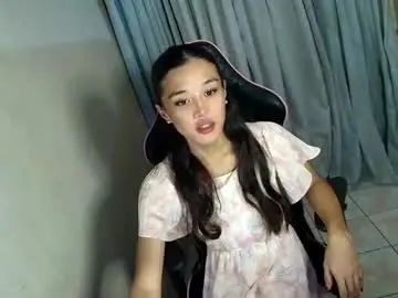 Chaturbate Adult Video Chat of urasian_prettychen