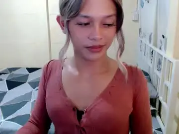 Chaturbate Live Sex Cam of kendra_lunaxx