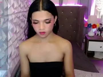 Chaturbate Live Sex Cam of miamalkovax