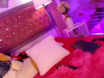 Chaturbate Best live sex cam show of myladreams_