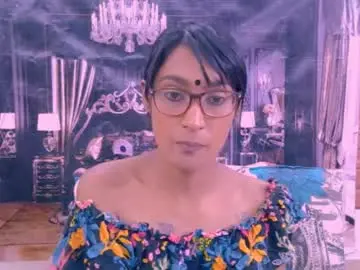 Chaturbate Live Sex Cam of indianrebel4u2luv