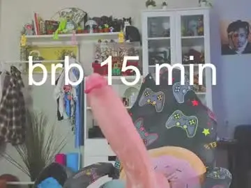 Chaturbate Live Sex Cam of ur_olivia