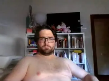 Chaturbate Watch Live Sex Cams of bearmen3107