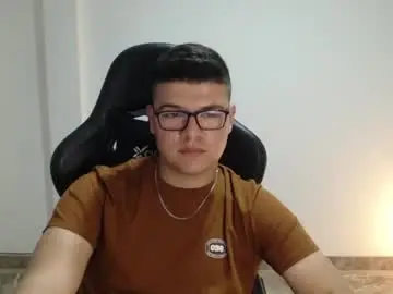 Chaturbate Sex Chat of david_smit_