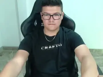 Chaturbate Live Sex Cam of david_smit_