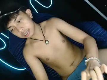 Chaturbate Live Porn of itsyourcummerboy_xx
