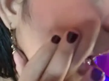 Chaturbate Sex Cam of yungelitamor_