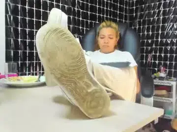Chaturbate Watch Live Sex Cams of missalmafenix