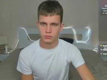 Chaturbate Live Sex Cam of m0neyken_